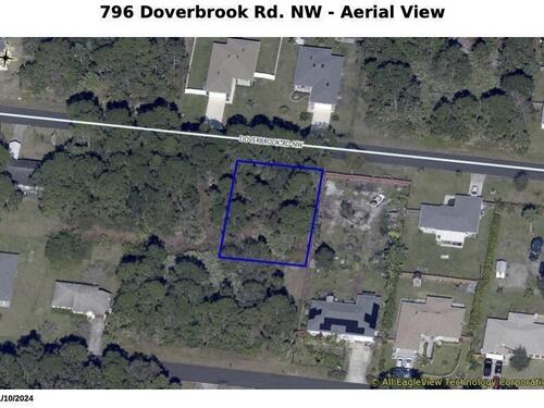 796 Doverbrook Road NW, Palm Bay, FL 32907