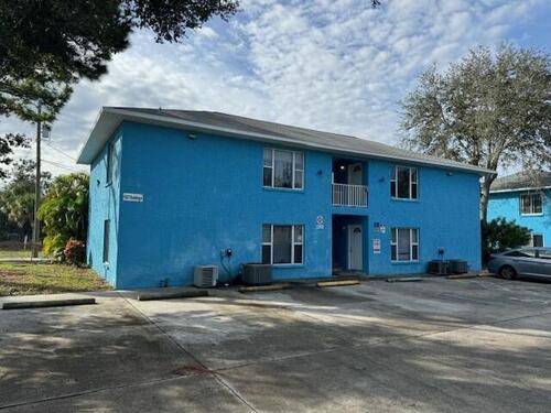 1527  Schoolhouse Street, Merritt Island, Florida 32953