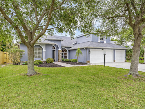2183  Woodfield Circle, Melbourne, Florida 32904
