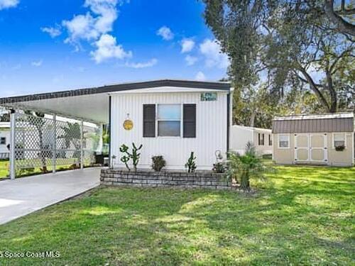 674 Sunrise Court NE, Palm Bay, FL 32907