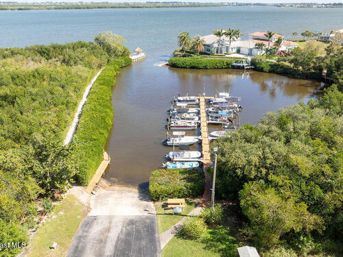 5740 Marina Drive, Sebastian, FL 32958