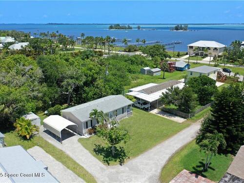 7490 133 Place, Sebastian, FL 32958