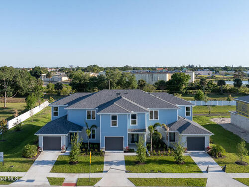 238 Hidden Woods Place, Melbourne, FL 32901