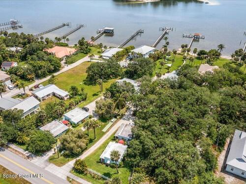 11450 S Indian River Drive, Sebastian, FL 32958