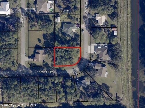 884 Tejon (Corner Hart) Avenue SW, Palm Bay, FL 32908