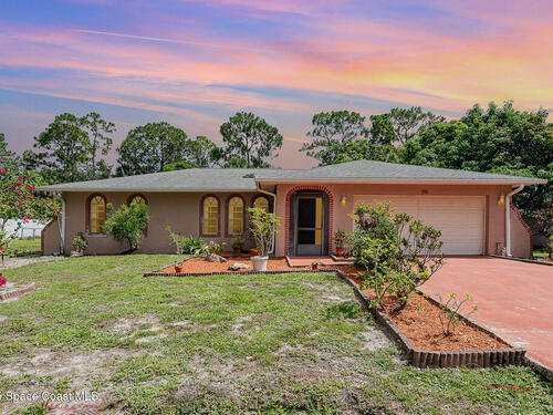 755 Haftez Street NE, Palm Bay, FL 32907