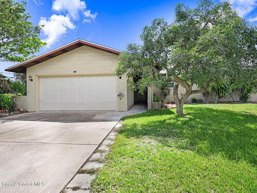 1081 Sunswept Road NE, Palm Bay, FL 32905