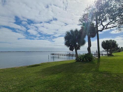 2557 Pineapple Avenue, Melbourne, FL 32935