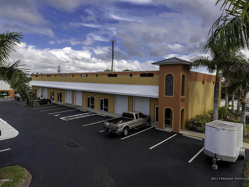 150 Venetian Way, Merritt Island, FL 32953