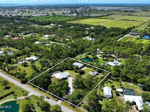 3975 Pepper Tree Street, Grant, FL 32949