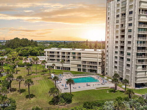 820 N Atlantic Avenue, Cocoa Beach, FL 32931