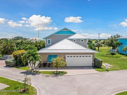 14 Cottage Court, Cocoa Beach, FL 32931