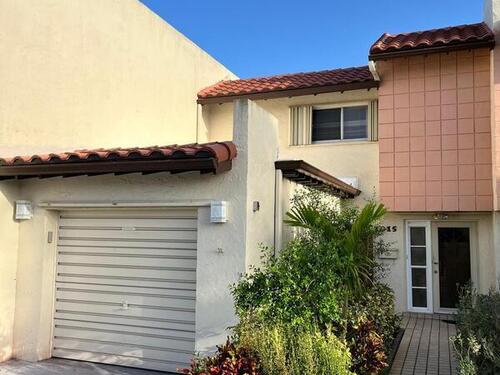 1015 Ashley Avenue, Indian Harbour Beach, FL 32937