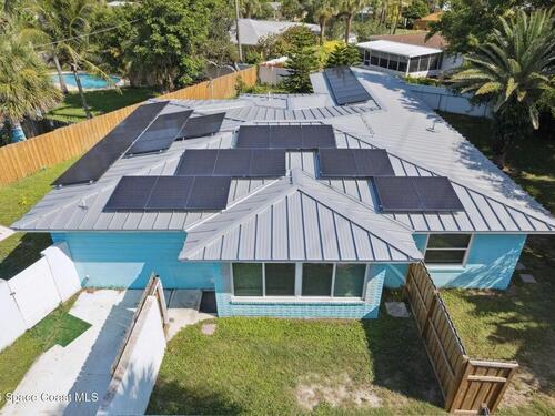 104 W Osceola Lane, Cocoa Beach, FL 32931