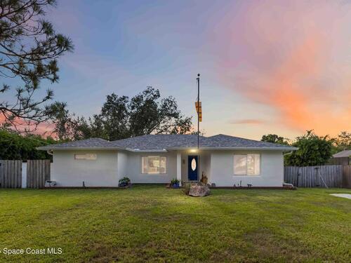 3640 3rd Avenue, Grant-Valkaria, FL 32950