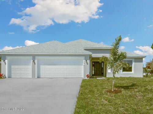 396 Brandt Avenue NE, Palm Bay, FL 32907