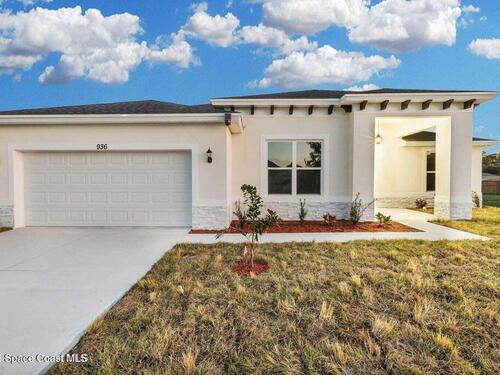 296 Delake Road NW, Palm Bay, FL 32907