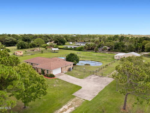 2175 Lacourt Lane, Malabar, FL 32950