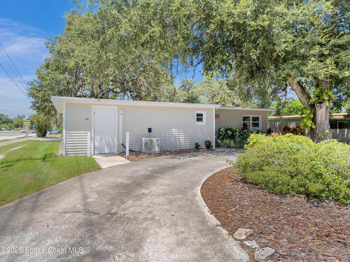 10 N Hilltop Drive, Titusville, FL 32796