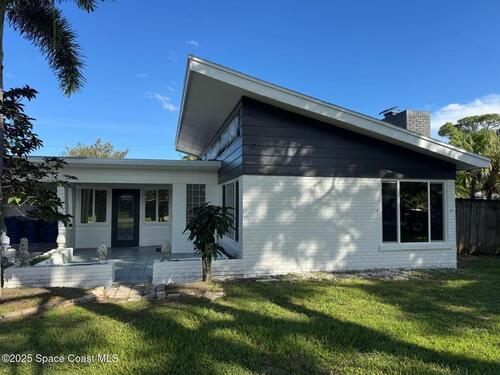 2530 Vernon Drive NE, Palm Bay, FL 32905