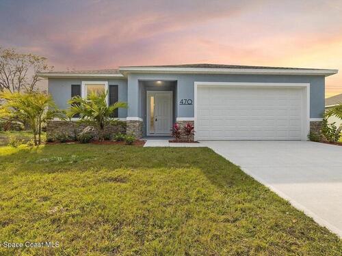 460 Grenadier Avenue NW, Palm Bay, FL 32907