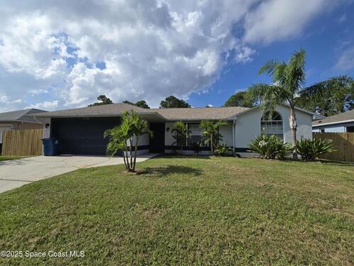 2195 Trillo Road SE, Palm Bay, FL 32909