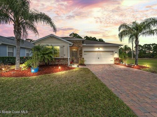 745 Remington Green Drive SE, Palm Bay, FL 32909
