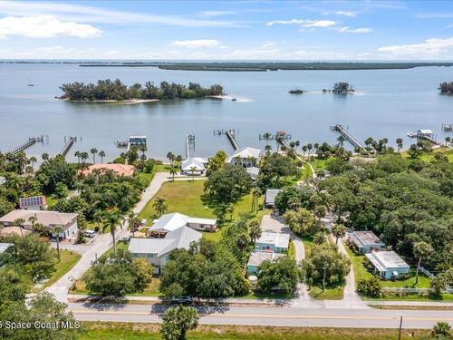 11450 S Indian River Dr Drive, Sebastian, FL 32958