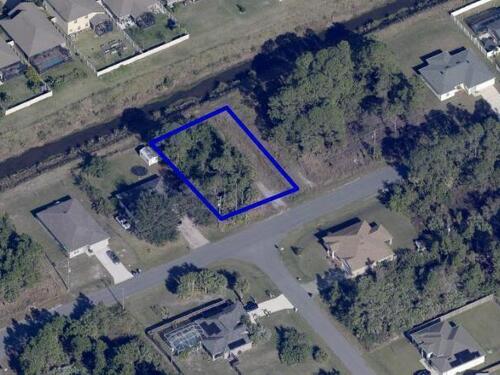 657 Paigo Street SE, Palm Bay, FL 32909