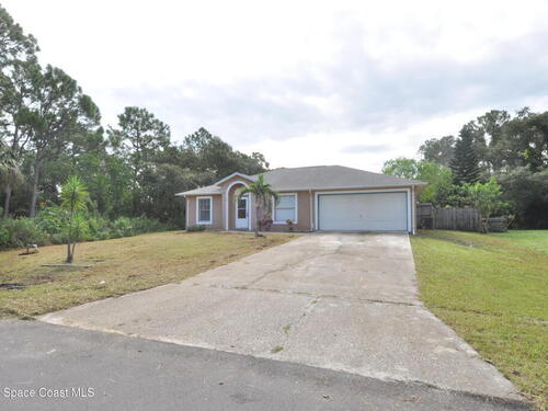 854 Reading Street SE, Palm Bay, FL 32909
