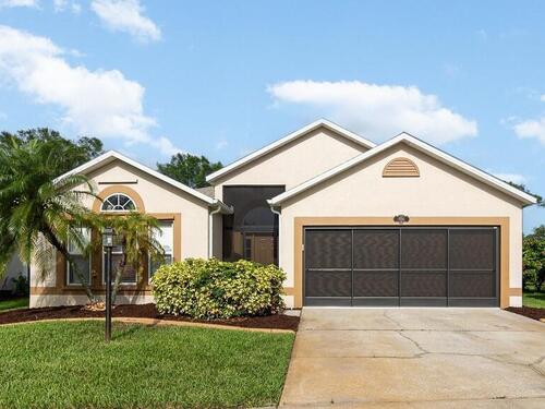 1736 Vista Lake Circle, Melbourne, FL 32904