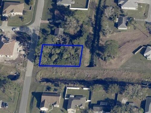 595 Ellington Avenue SE, Palm Bay, FL 32909