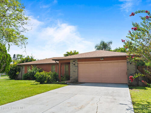 533 Castana Avenue SE, Palm Bay, FL 32909