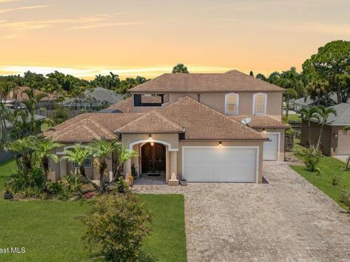 120 Edgewater Way, Merritt Island, FL 32953