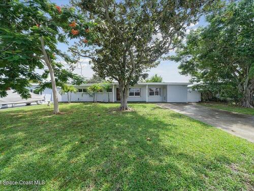 255 Birch Avenue, Merritt Island, FL 32953