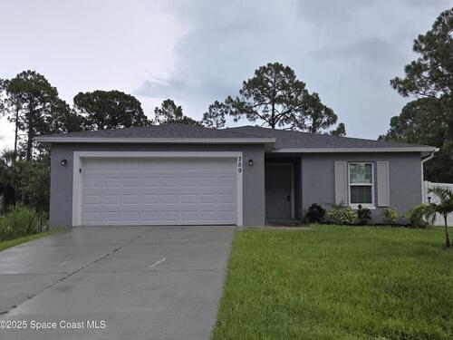 259 Webbwood Avenue SW, Palm Bay, FL 32908