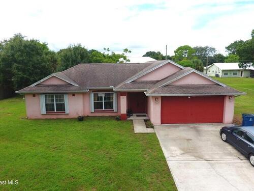816 Hawser Street NE, Palm Bay, FL 32907