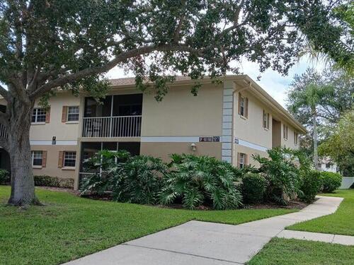 1617 Sunny Brook Lane NE, Palm Bay, FL 32905