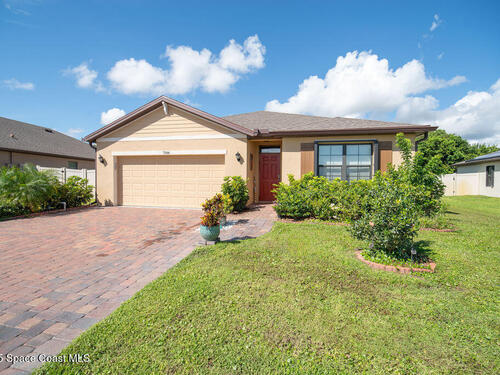 7386 Amethyst Avenue, Grant-Valkaria, FL 32949