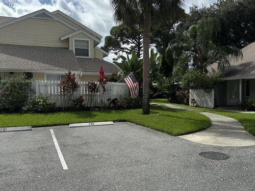 723 Players Court, Melbourne, FL 32940