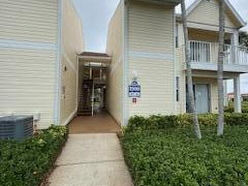 1900 Brittany Drive, Indialantic, FL 32903