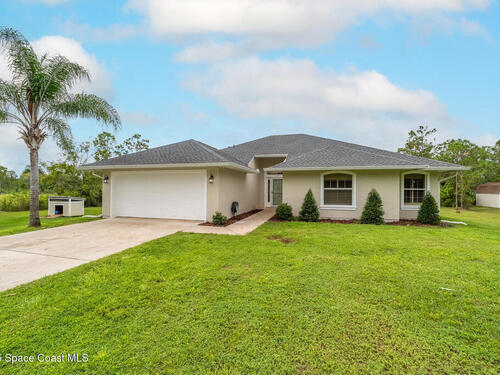 13805 83rd Street, Fellsmere, FL 32948