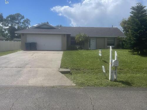 1534 Amador Avenue NW, Palm Bay, FL 32907