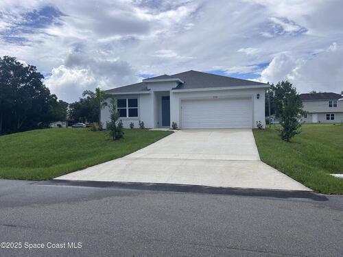 2398 Angel Road SE, Palm Bay, FL 32909