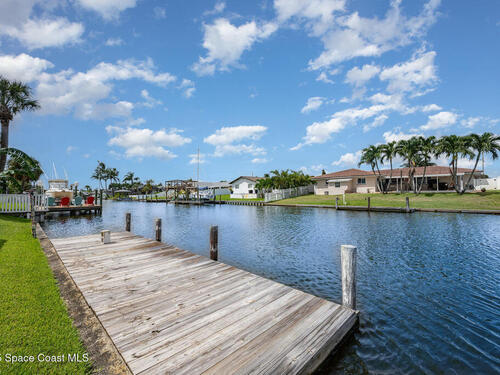 419 Saint Georges Court, Satellite Beach, FL 32937