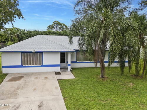 627 Firestone Street NE, Palm Bay, FL 32907