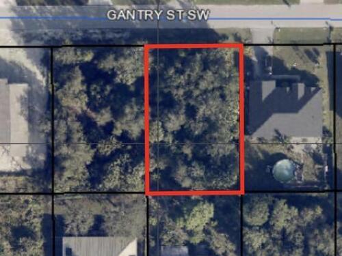 442 Gantry Street SW, Palm Bay, FL 32908