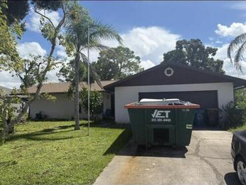 726 Cleaves Street SE, Palm Bay, FL 32909