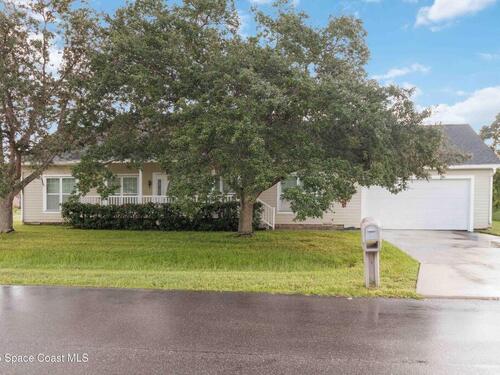 195 Benchor Road NW, Palm Bay, FL 32907