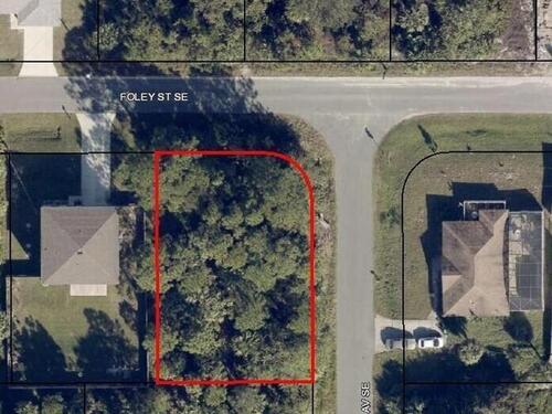 166 Foley (Cor Fresno) Street SE, Palm Bay, FL 32909